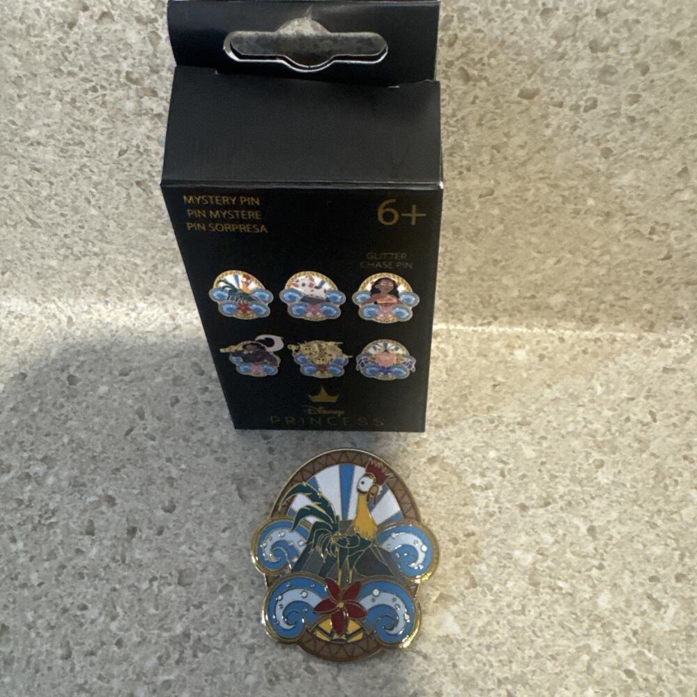 Loungefly Moana Waves Portrait Mystery Box Hei Hei Disney Pin